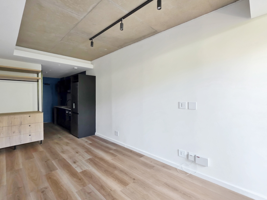 0 Bedroom Property for Sale in Sea Point Western Cape